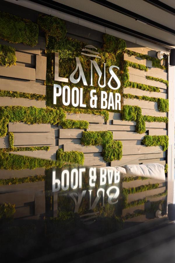 Lans Hotel Ksamil Exterior photo