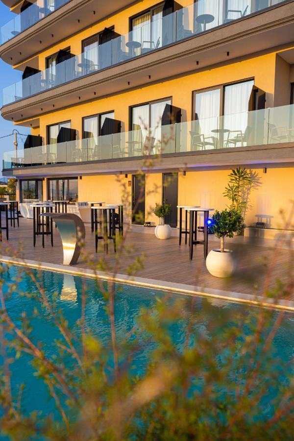 Lans Hotel Ksamil Exterior photo